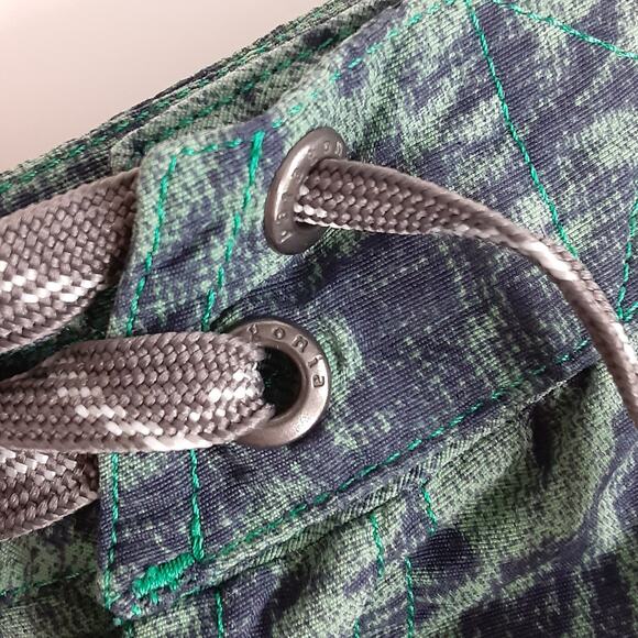 Patagonia Womens Wayfarer Board Shorts 5” Blue Floral Womens M/L Athletic Hiking - Picture 4 of 8